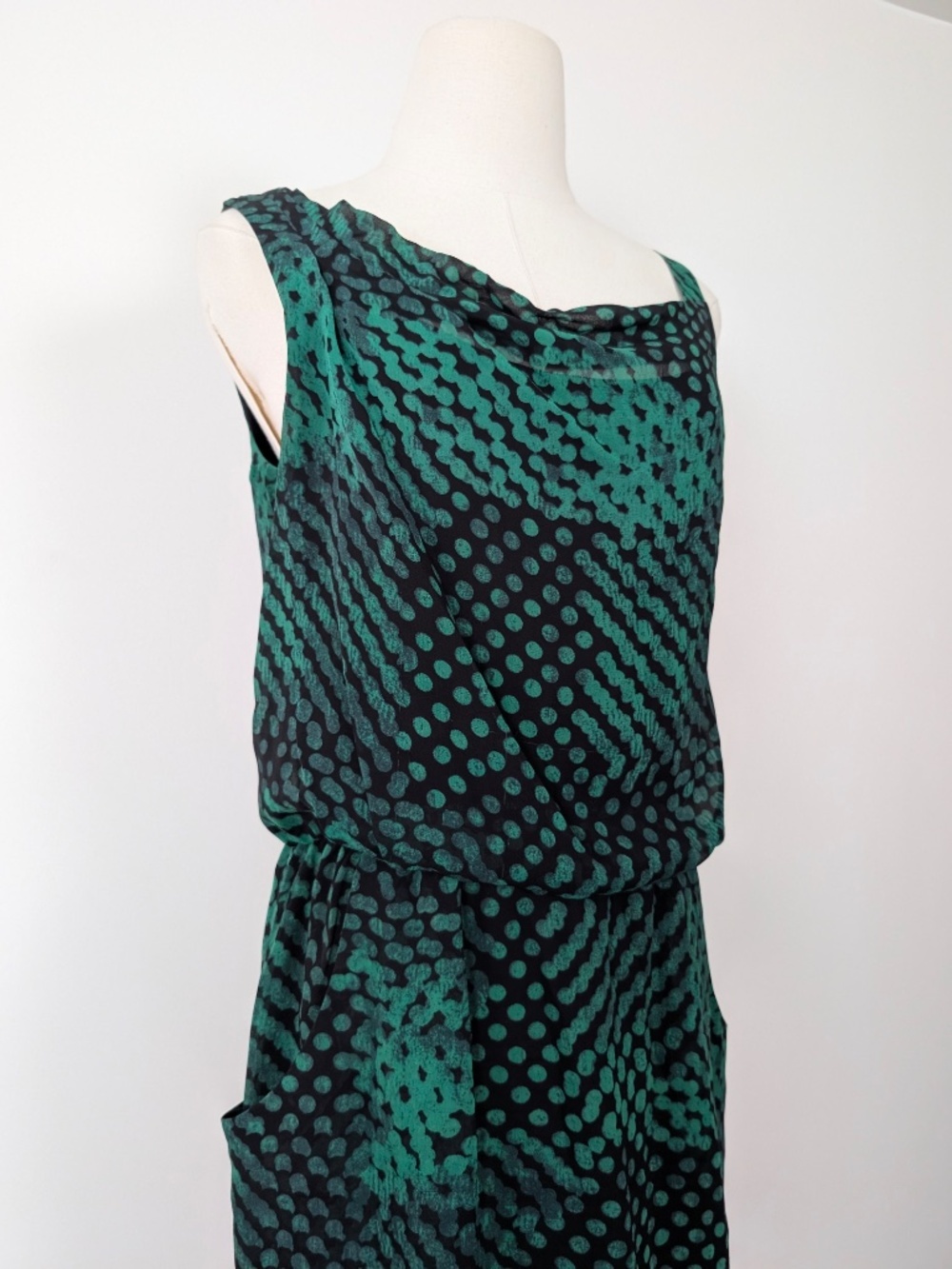 Theory Jaylyn Blurred Green Mini Dress Drop Waist Draped Size 2 - Picture 7 of 13